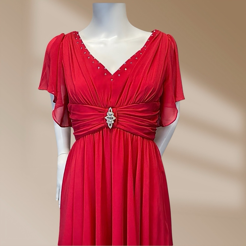 Suzi Chin Crystal Embellished Women's Size 4 Red Chiffon Formal Party Holiday - Picture 3 of 5